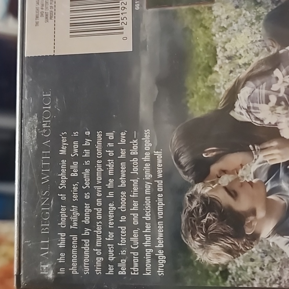 Twilight Saga Eclipse Two-Disc Special Edition - Picture 7 of 7